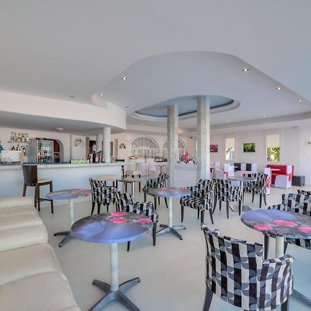 Pantheon Hotel Agios Georgios  Екстериор снимка