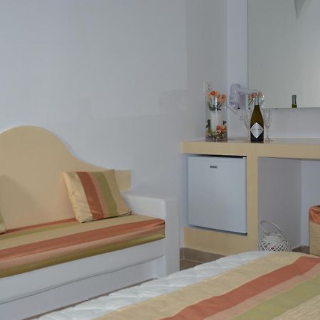 Pantheon Hotel Agios Georgios  Екстериор снимка