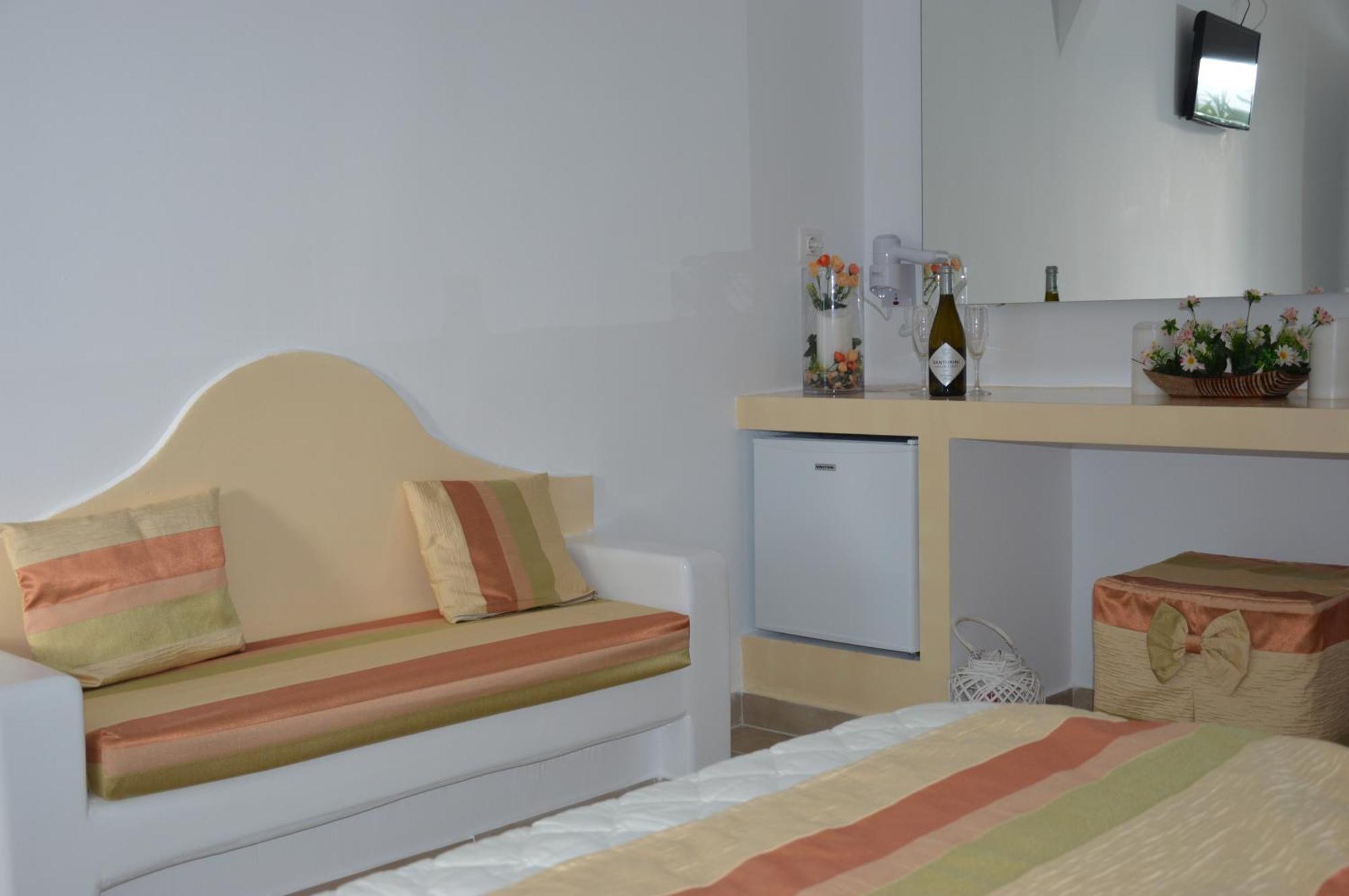 Pantheon Hotel Agios Georgios  Екстериор снимка