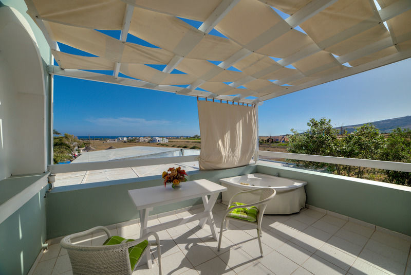 Pantheon Hotel Agios Georgios  Екстериор снимка
