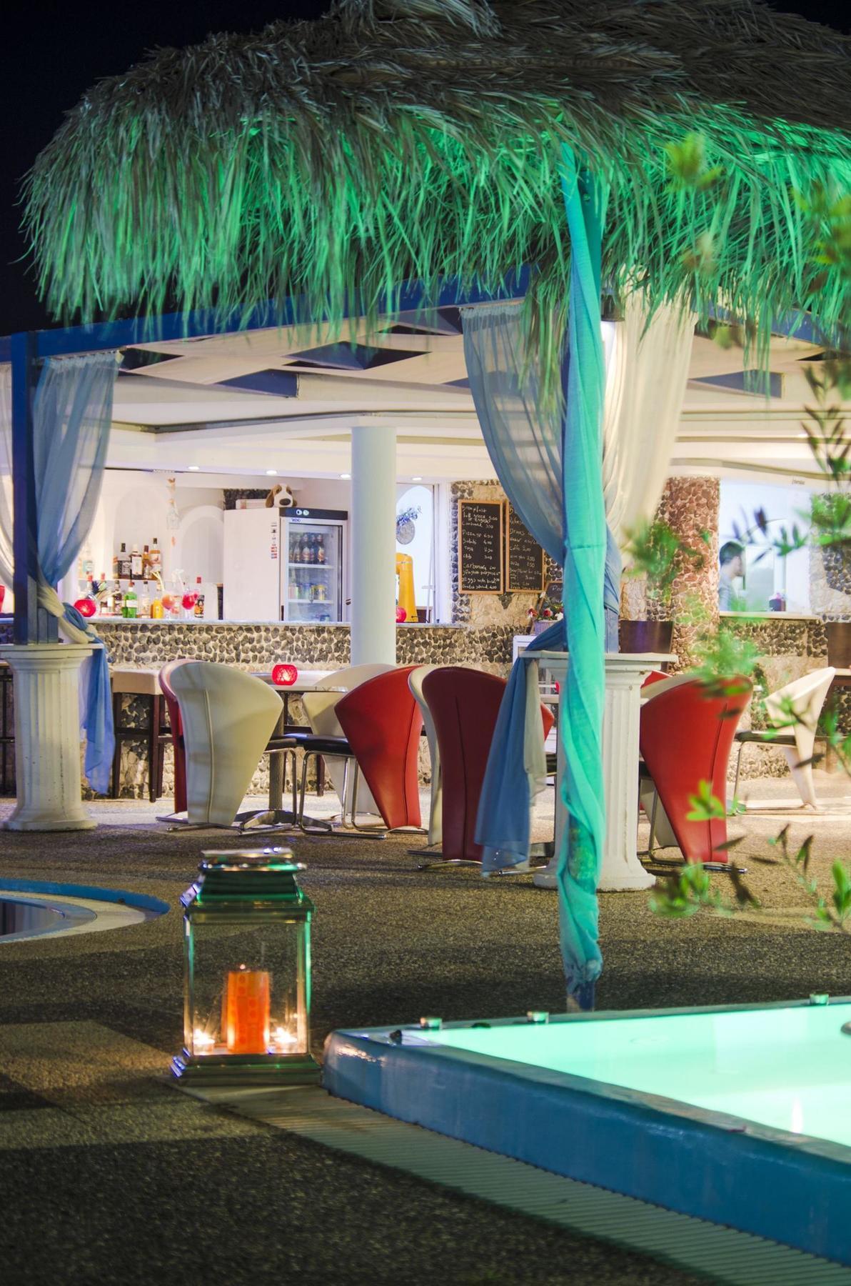 Pantheon Hotel Agios Georgios  Екстериор снимка
