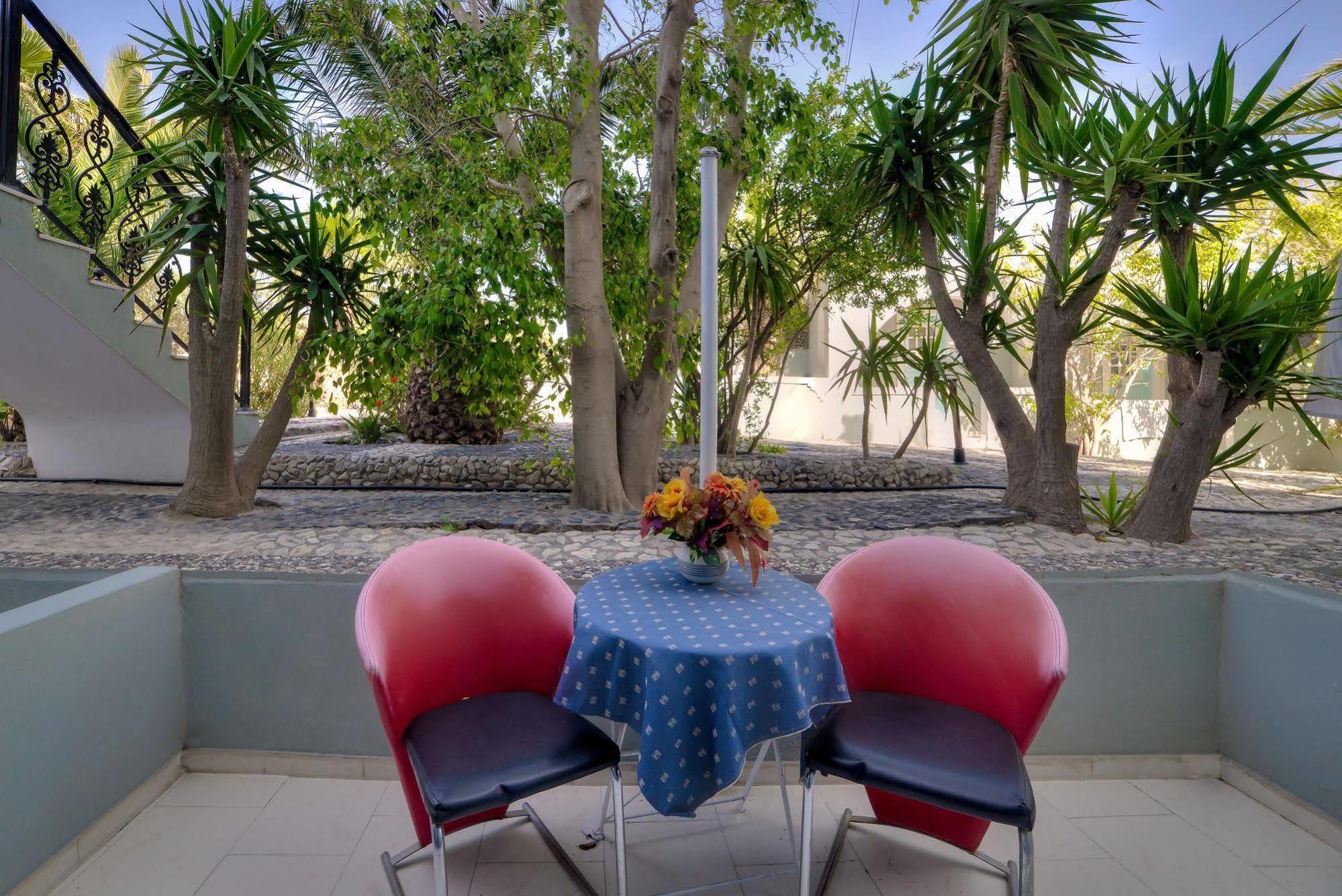 Pantheon Hotel Agios Georgios  Екстериор снимка